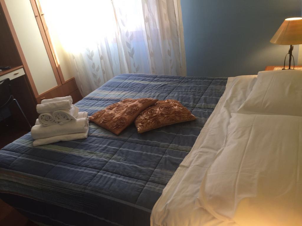 Moon House B&B กาญารี ภายนอก รูปภาพ