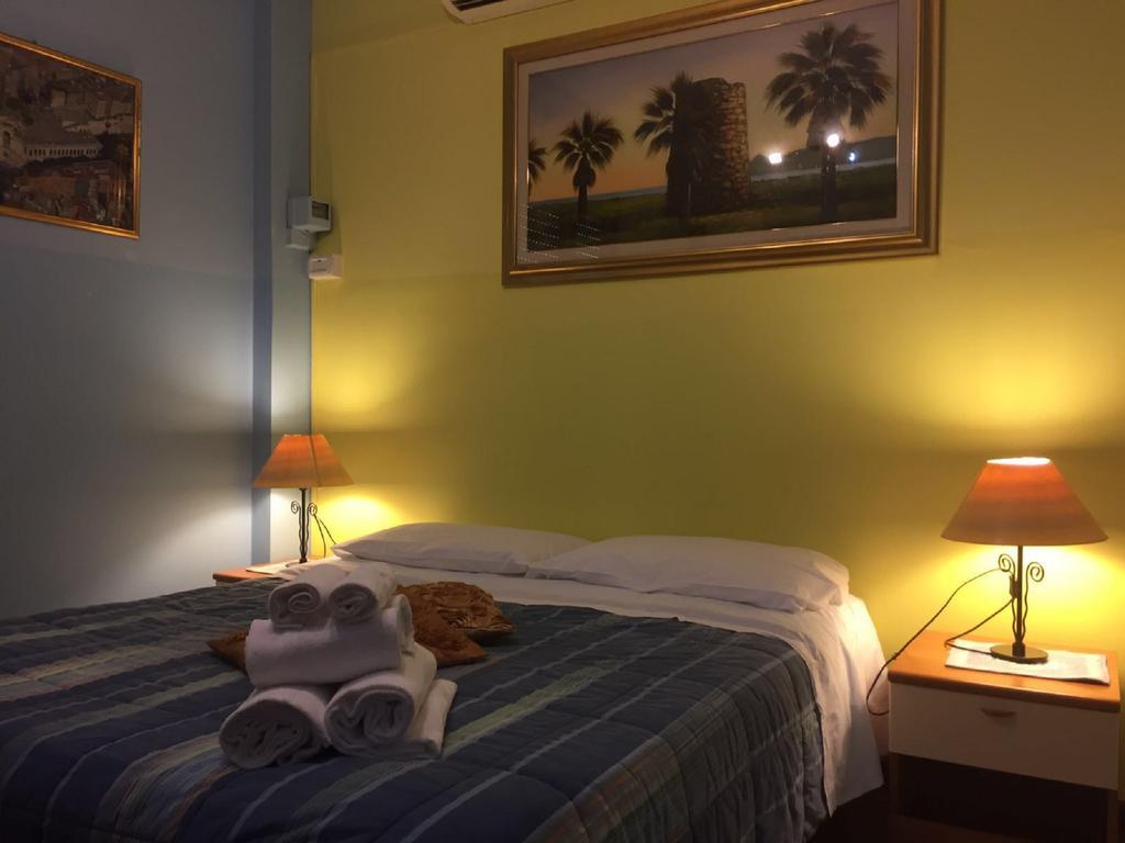 Moon House B&B กาญารี ภายนอก รูปภาพ