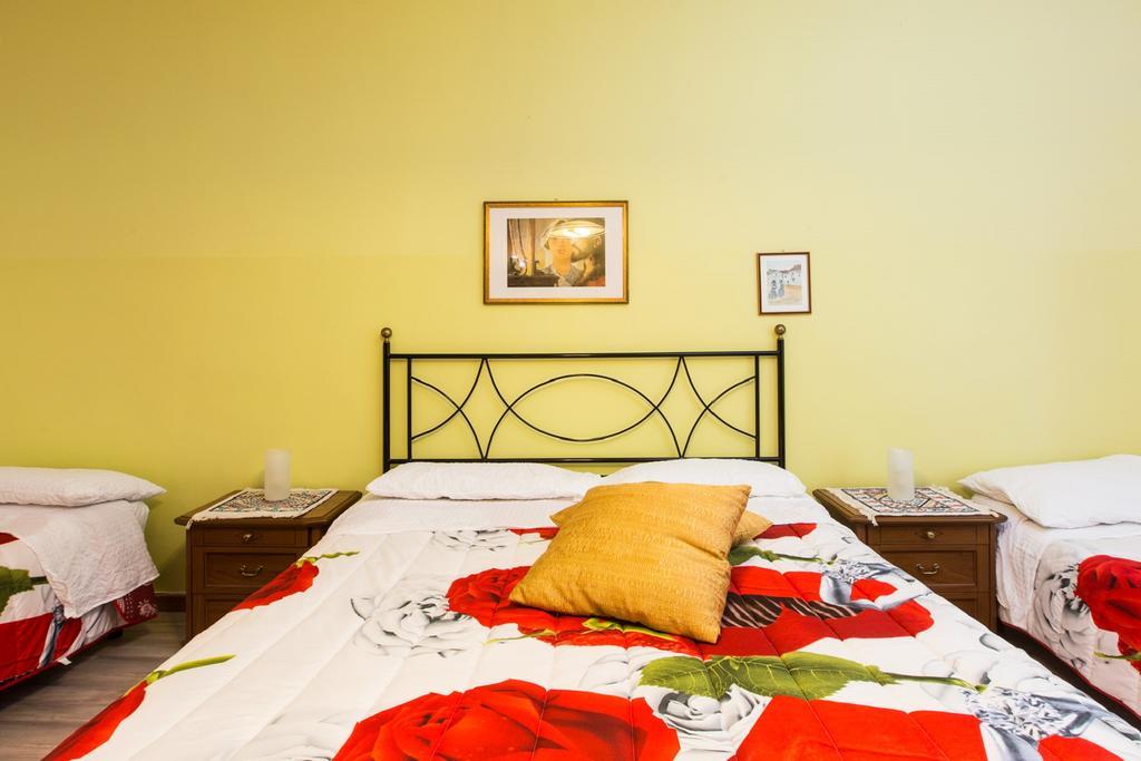 Moon House B&B กาญารี ภายนอก รูปภาพ