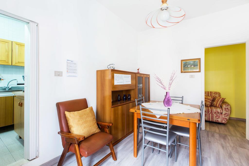 Moon House B&B กาญารี ภายนอก รูปภาพ